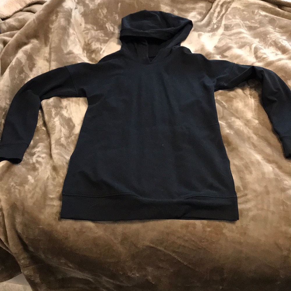 Cute hooded long sleeve top